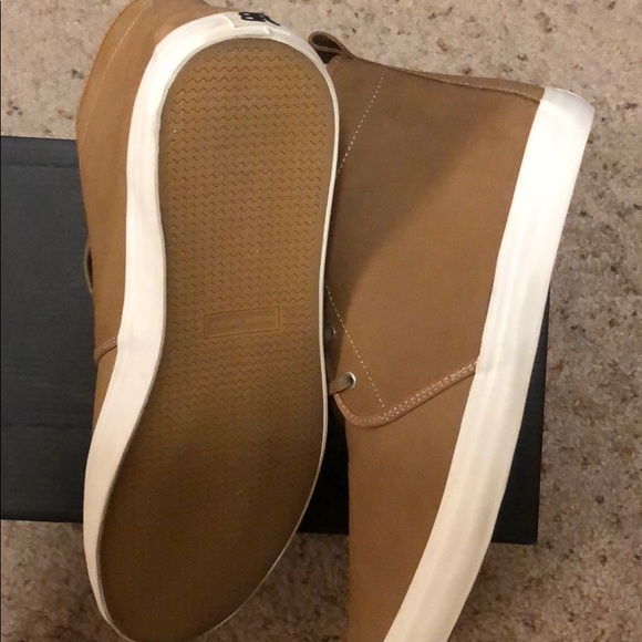 Boots - Picture 4 of 5